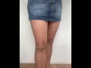 Man in Panty En Minirok Crossdresser Sexy in Panty's
