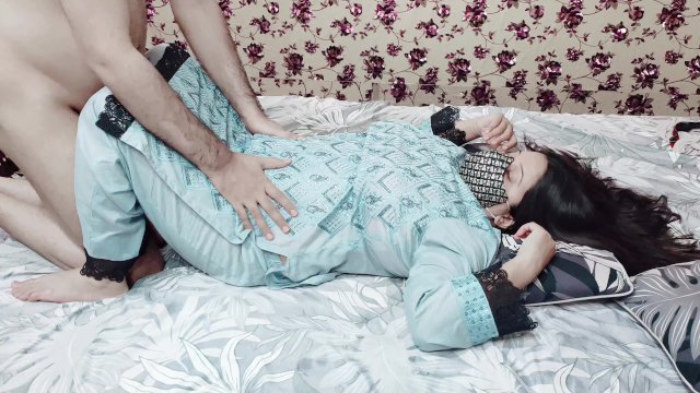 Indian Muslim Milf With Big Tits Hard Fucking in Doggystyle