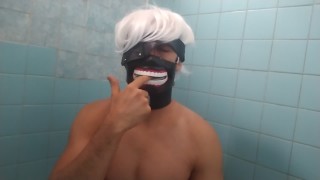 kaneki se masturba no banheiro e esguicha