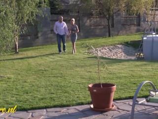 La MILF mature Marina Beaulieu n'arrête tout simplement pas de gicler!