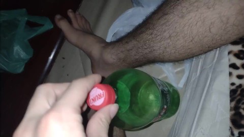 Close up tick hairy bush, Guy urining on soda bottle / hairy Bear huge dick  55