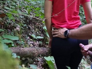 She Begged Me to Cum_on Her Big Ass in_Yoga Pants While_Hiking, Almost Got Caught