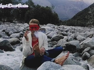 Hot MIlf Smoking in Public between Mountains