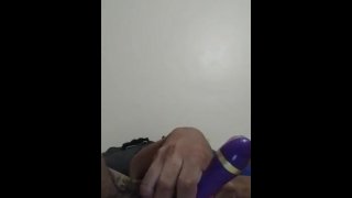 Caribbean slut loves her vibrator