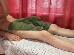 Video Client persuaded the massage therapist for a Blowjob. Cum in mouth 4K