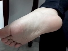 I show my foot while giving it a light massage