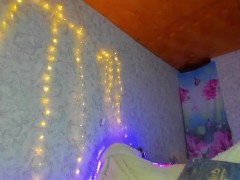 in red - Screenshot 11 of 16 - Red