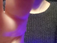 • Cam tapping & scratching • - Screenshot 4 of 16 - Brunette
