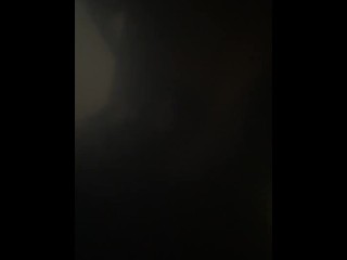 Доя свой член, получил сперму весь на камеру