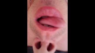 Queridas mujeres, este video es para ti: su majestad, mi lengua