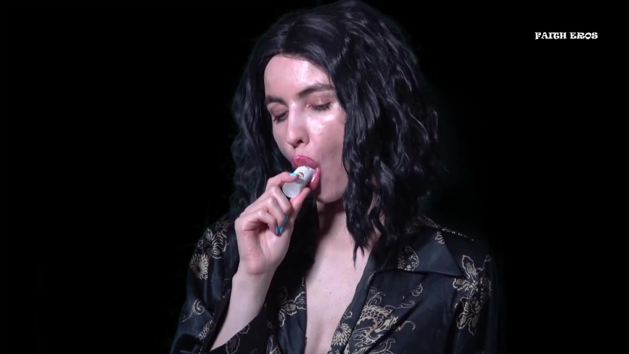 MATILDA SITTER FOR A CUCK