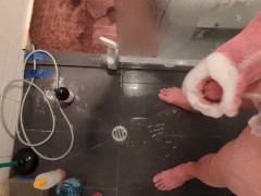 Wanking in the shower until I cum