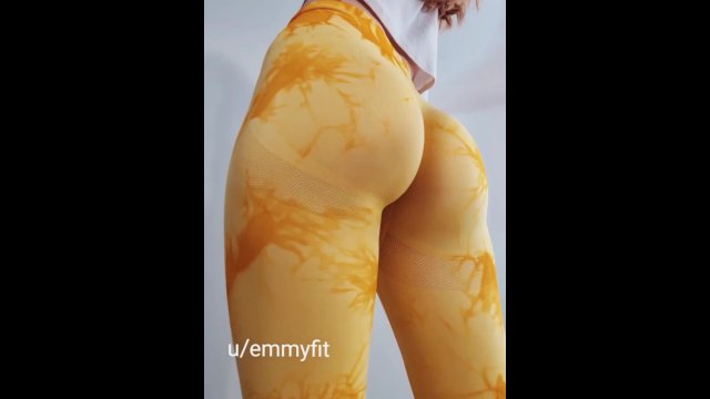 Perfect Bubble Butt Tiktok Model Leggings Try On Haul - DLE