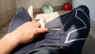 Я чертовски возбуждаюсь в этих колготках!