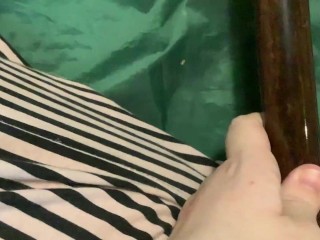 Masturberen Met Een Zwembadknuffel Door Mijn Broek in Het Openbaar
