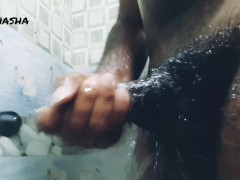 Masturbation while Bathing නාන ගමන් අතේ පාරක් ගැහුවා