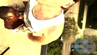 Schneller und schlampiger Blowjob auf dem Balkon im 17. Stock