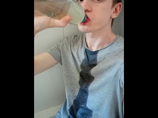 Piss Thirsty Twink Drinks and Drenches Clothes in own Piss