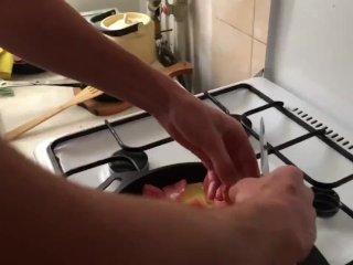 solo male, 60fps, hot, cooking
