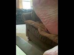 AriesBBW shares her short chubby toes