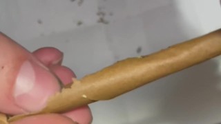 How to roll a blunt for beginners 