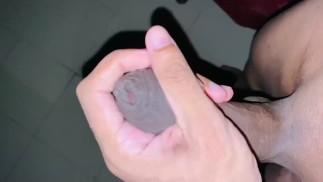 站立射精射精坚硬厚厚的精液坚果硬硬长巧克力鸡巴精液滴落