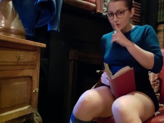 Dani Daniels is a very Naughty Librarian