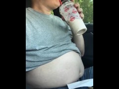 Piggy eats 1/2 pound sandwich and shake 