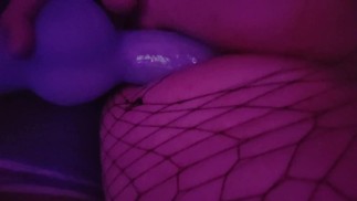 femboy prend le gros rex jusqu’au nœud