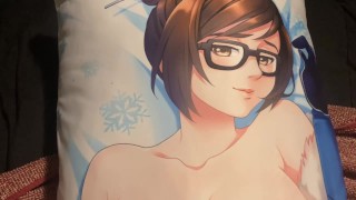 Lonely guy uses sex doll on a mei body pillow