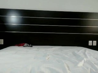 Que rico me lamama mi vecina Melanie y se mete unplug anal