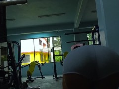 Video I 😱 just wanted to help him in his gym routine but I ended up fucking doggy style 🐩 in his bed