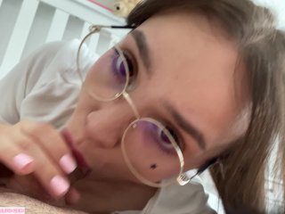 Cumshot on_Petite BeautyFace in Glasses