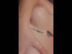 Shower 🚿 fun  - Screenshot 7 of 16 - Tattoos