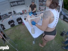 Video Molding a Petite Pussy- Molding Lil Mickey's Pussy live At Hog Rock Biker Rally 2022 - KinkMob