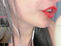 Porn ASMR Sexy and gorgeous brunette from brazil sucking and giving a blowjob to a banana