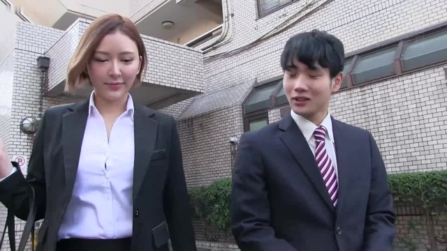 Watch Bondage Video:Female boss loves have sex with young guy, the first thing after work is make love. Part.2