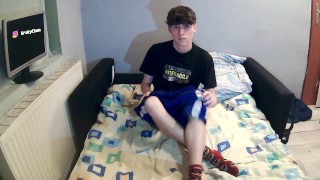 Straight Twink Cum And Wanking While Watching Porn