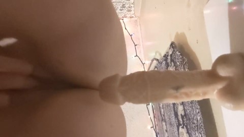 solo female squirts for the first time while fucking herself silly