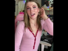 Handsfree cumming from shemale with big cock - Screenshot 5 of 16 - Transgender