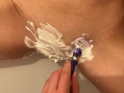 Preview 1 of I asked my roommate to shave my pussy. It was so sexy so he fuck me in bath