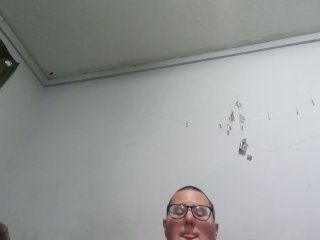 Making my pussy squirt with toy