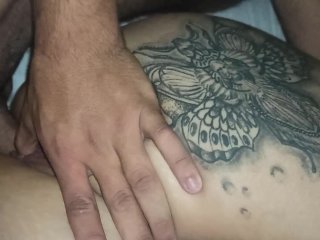 sexo duro, jovencita, latina, tatuajes