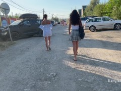 Две девки гуляют на публике без трусиков и показывают киски - Screenshot 9 of 16 - Sexy Girls