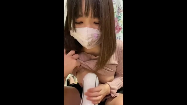 生理中の彼女が代わりにオナホ手コキで抜いてくれたスマホ撮影の一部始終