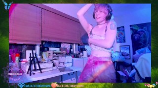 Ohhi, sono in diretta per un po' ^-^ flusso di Chill Dancey e sto lavorando al nuovo aggiornamento!