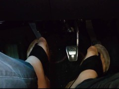 Pedal Pumping in Hausschuhen ** Nylonfeet **