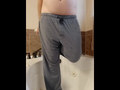 Wetting - Screenshot 7 of 16 - Kink