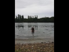 Squats underwater - Screenshot 8 of 16 - Thong