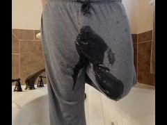 Pee Compilation - Screenshot 4 of 16 - Peeing